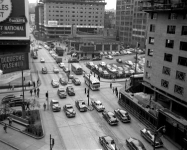 aerial-view-of-grant-at-sixth-1951