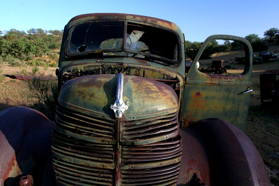 09-055 Old Ranch Stuff