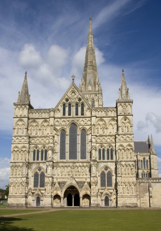 Uk anglican landmark
