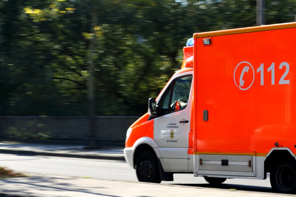 Racing car emergency first aid