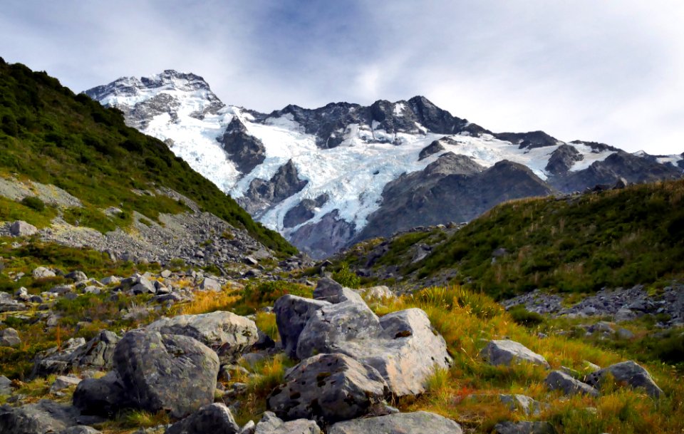 The Moorhouse Range. Mt Cook NP. NZ