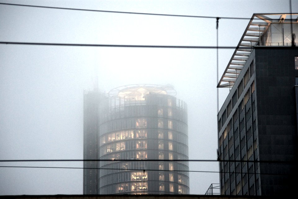 RAG (Evonik) Turm im Nebel