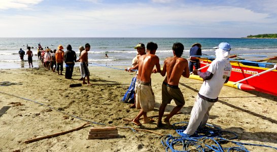 Fishermen Currimao Beach.Ilocos Norte.