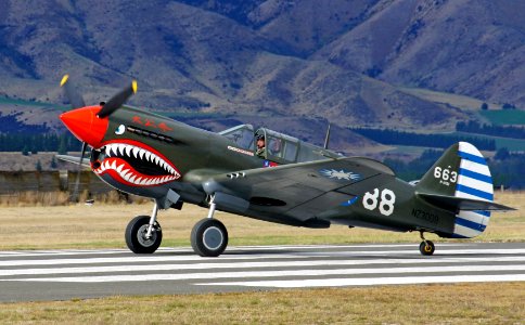Curtiss P-40 Kittyhawk photo