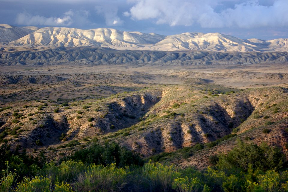 TEMBLORS FROM QUAIL SPRINGS AREA -003