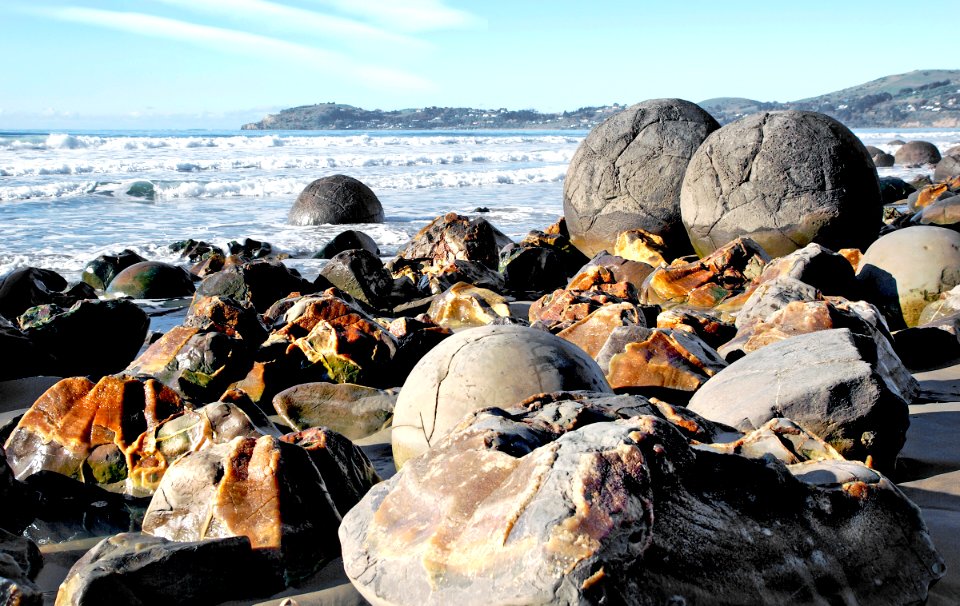 The Moeraki Boulders.NZ photo