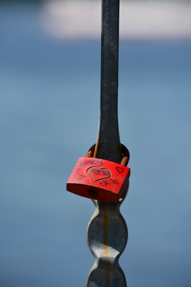 Alster railing promise