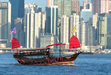 Aqualuna. Hong Kong. photo