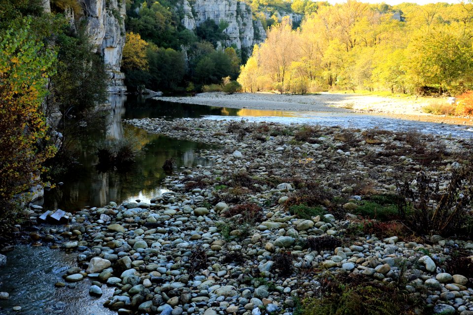 Ombres et lumières sur la Beaume