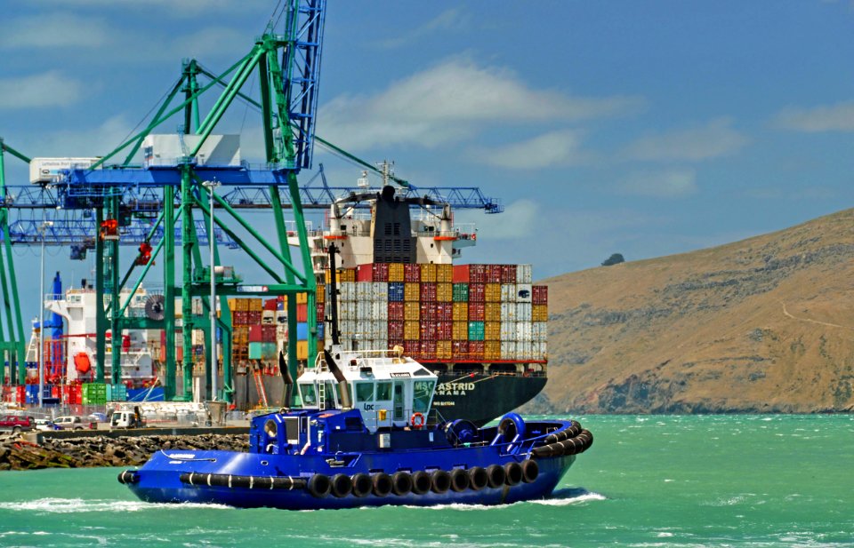 Tug "Blackadder" Port of Lyttleton.
