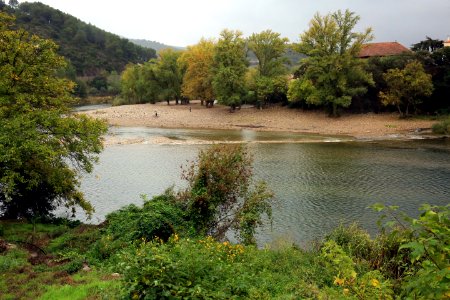 Le fleuve Orb sous un jour de pluie