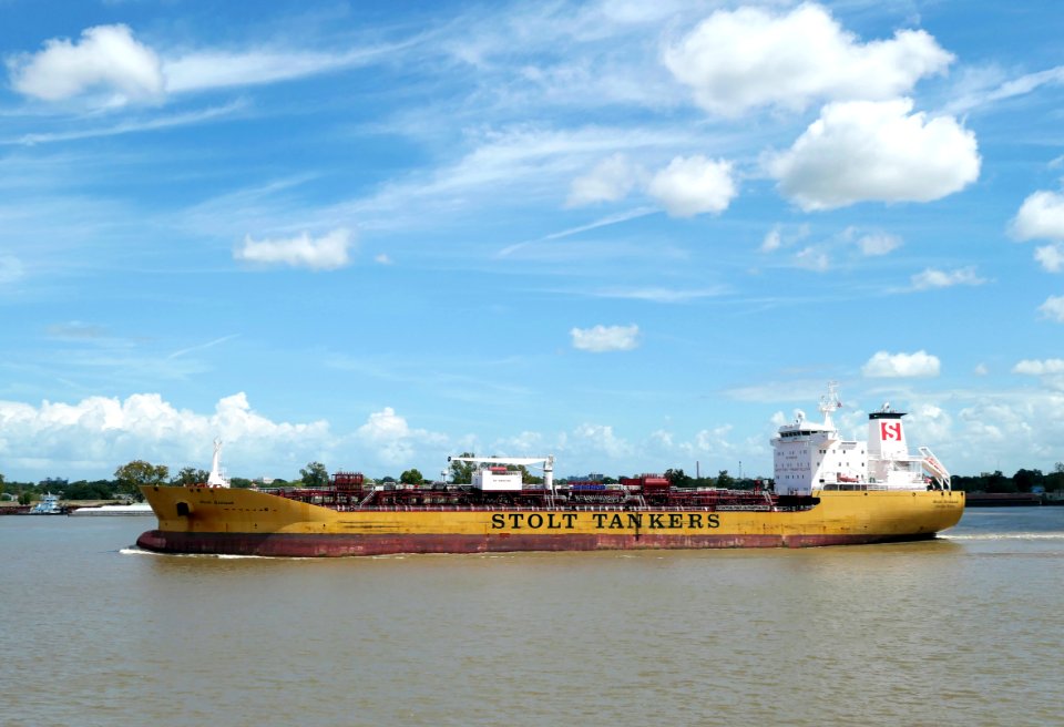STOLT BRELAND. OilChemical Tanker