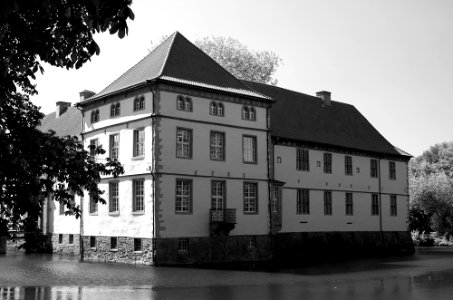 Herne Schlosse Strünkede photo