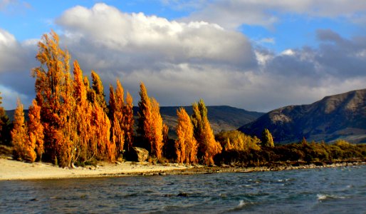 Autumn Lake Wanaka. photo