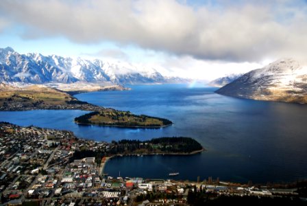 Winter Queenstown Lake Wakatipu.NZ photo