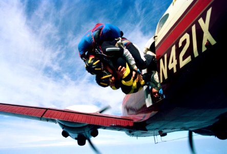 Skydiving 1006