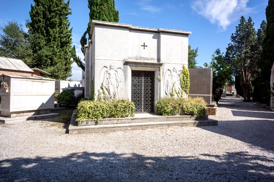 Neulich auf dem Friedhof (3)