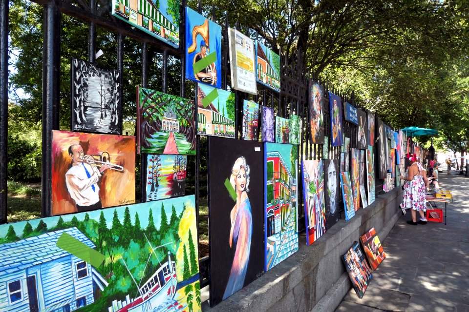Art on the fence.NOLA