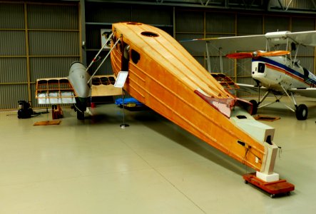 De Havilland DH98 Restoration.