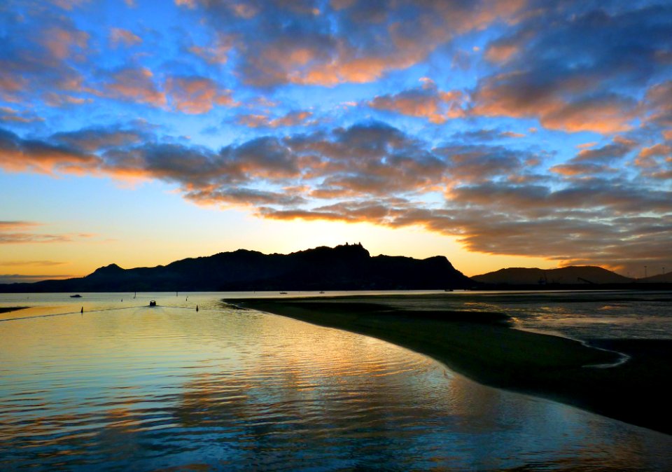 Dawn Whangarei Harbour. NZ