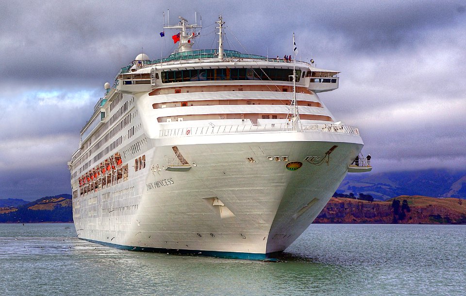 Pacific Explorer (previously known as Dawn Princess)