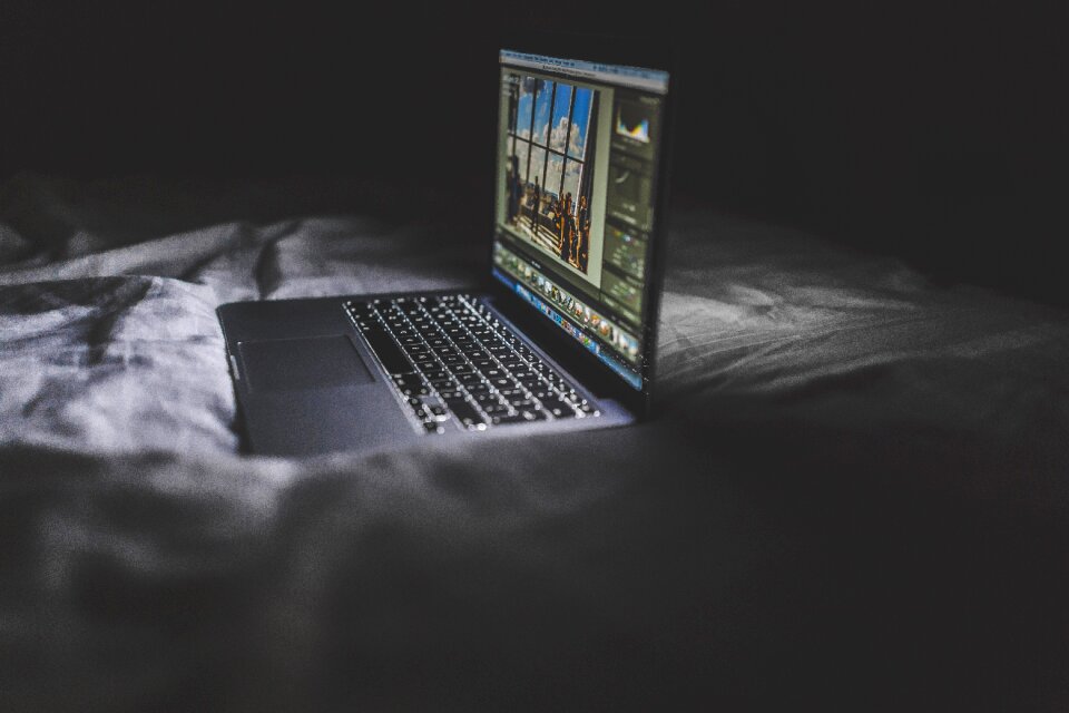 Bed sheets technology photoshop