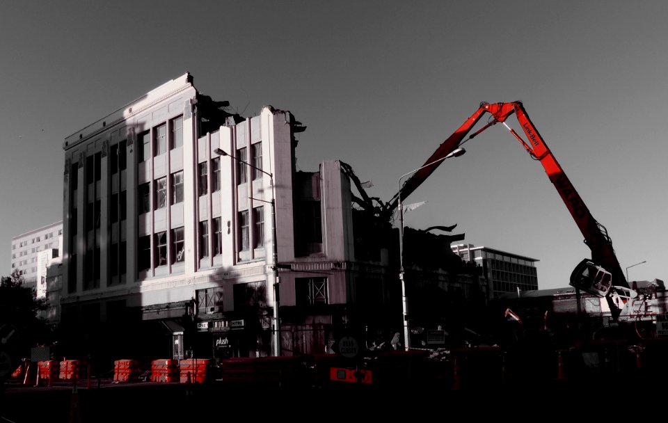 Majestic Theatre, Christchurch: Demolition Started