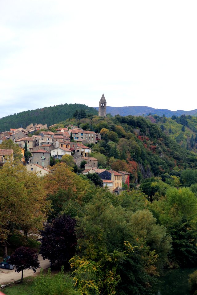 Le village d'Olargues