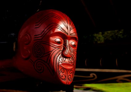 The Figure head. War canoe NZ photo