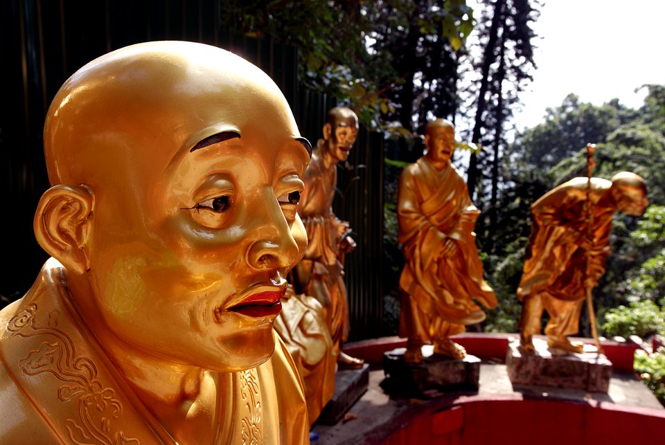 Ten Thousand Buddhas Monastery