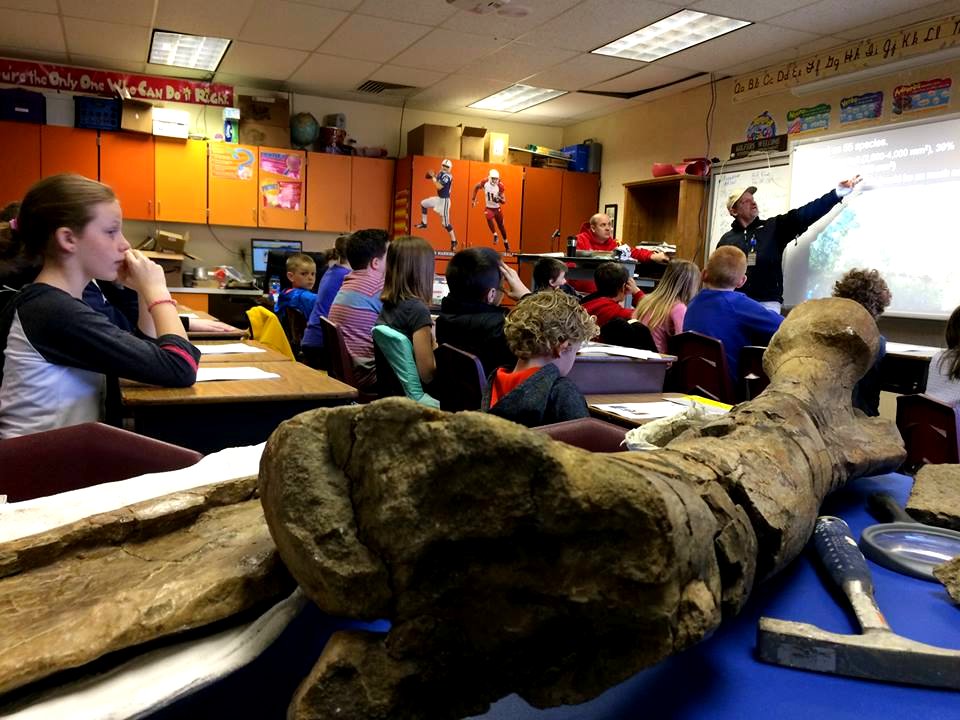 GSENM's Frontier Science School teaches enviro-ed programs year-round in southern UT. Photo by GSEPartners