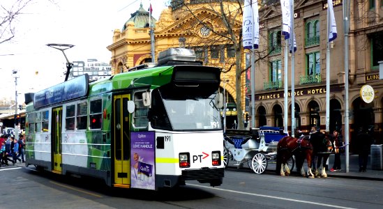 Z-class Melbourne tram photo