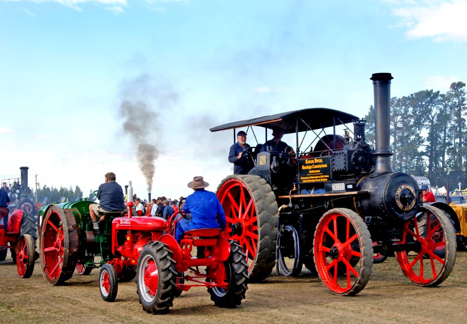 Farm power on Parade.