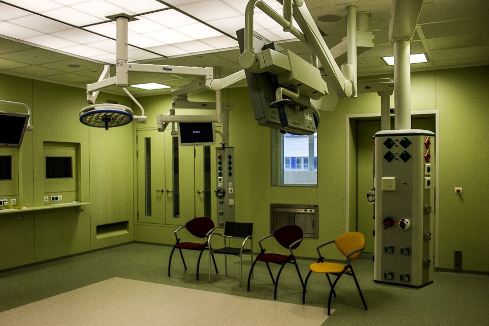 Operating room care building
