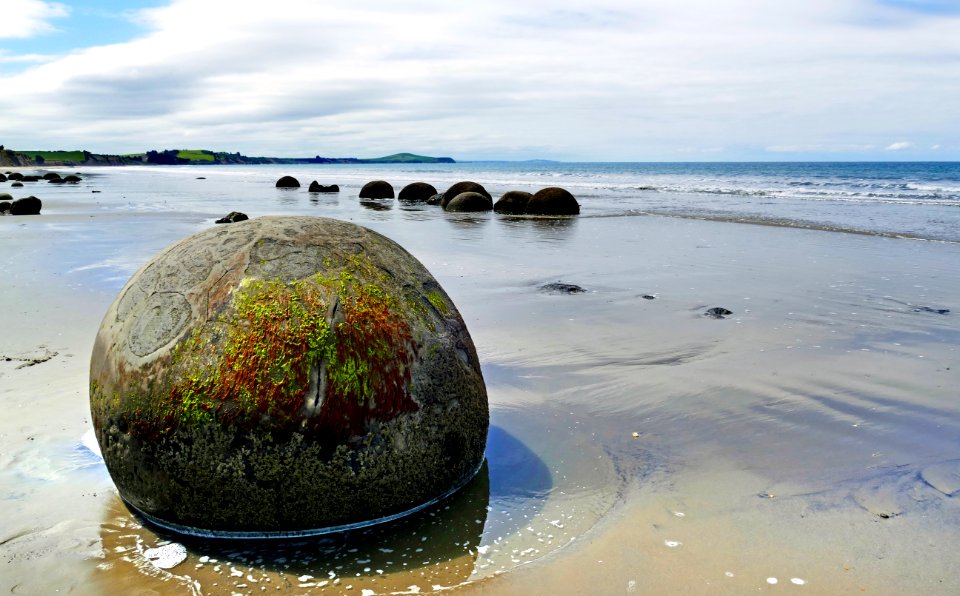 Moeraki Boulders New Zealand photo