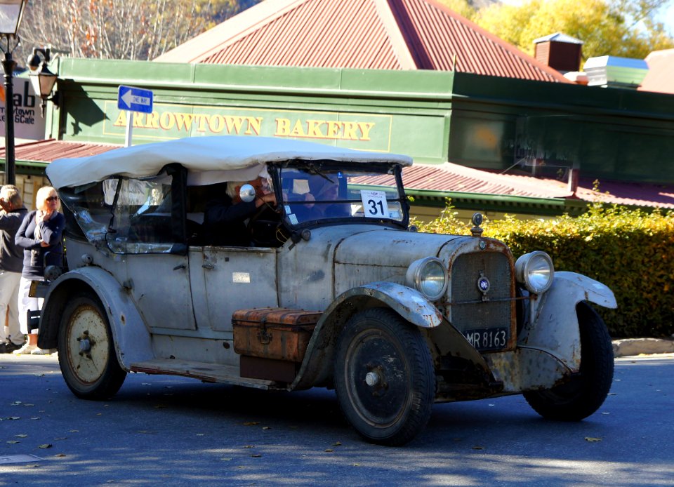 1925 Dodge Brothers tourer.