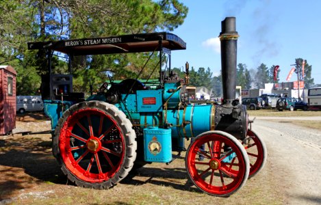 Foster Traction Engine. photo