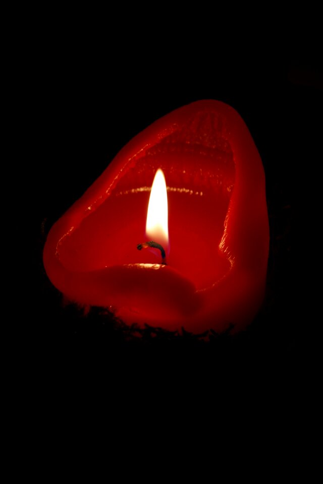 Advent candle darkness