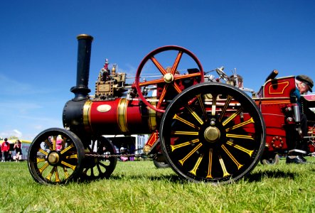 Model of a John Fowler traction engine. photo