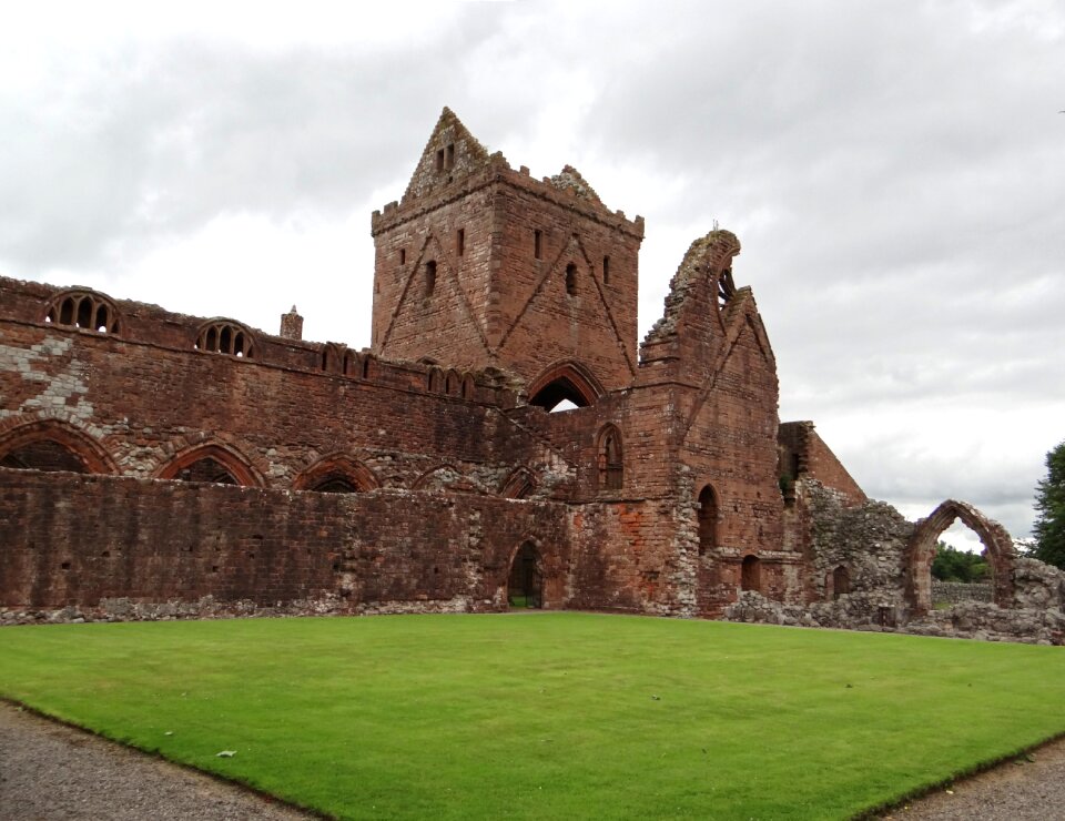 Building church ruins scotland photo