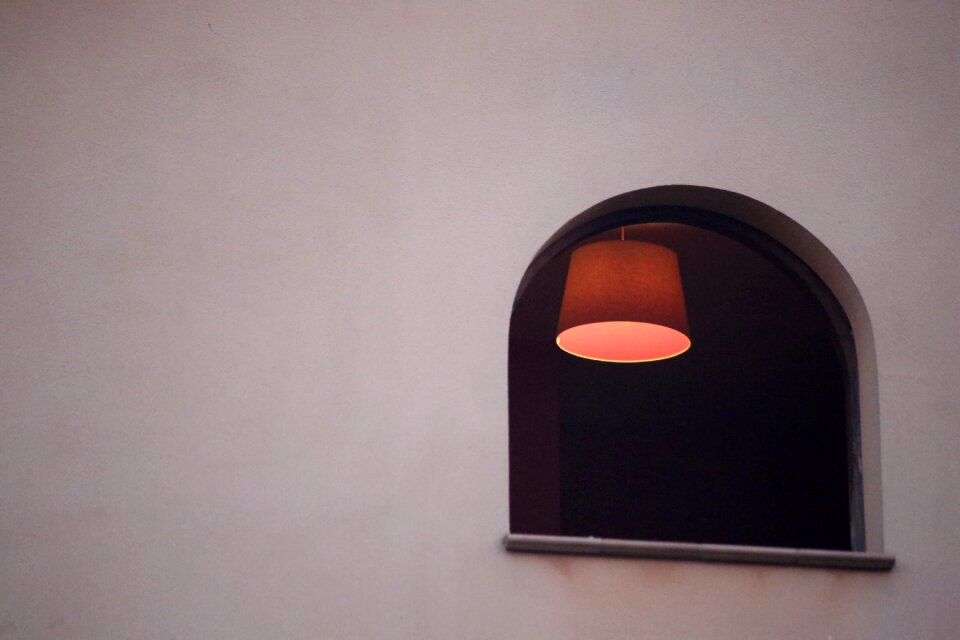 Window mystery room