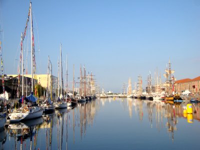 Les grandes voiles au petit matin photo