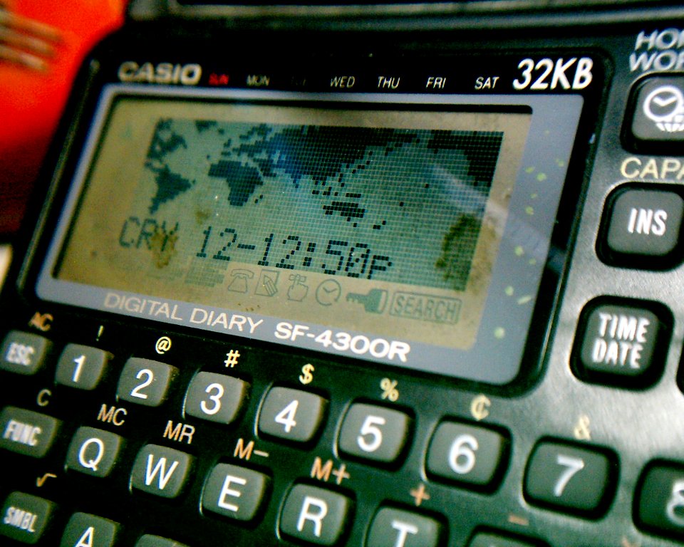 CASIO SF-4300R old digital diary