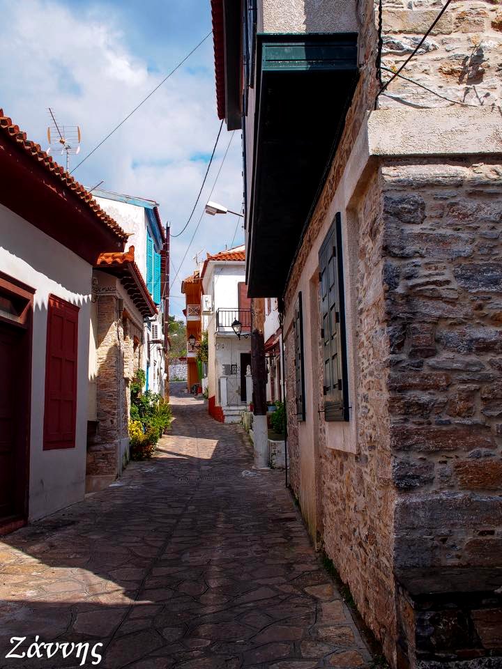 Ano Vathi, Samos Town, by Manolis Zannis