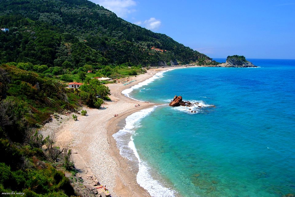 Potami by Manolis Marg