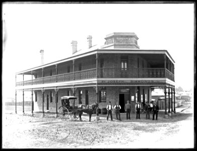 Joseph Simmond's Commercial Hotel, Glebe Road Adamstown, NSW, 1903