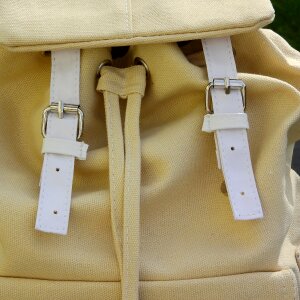 A gym bag switching on bag