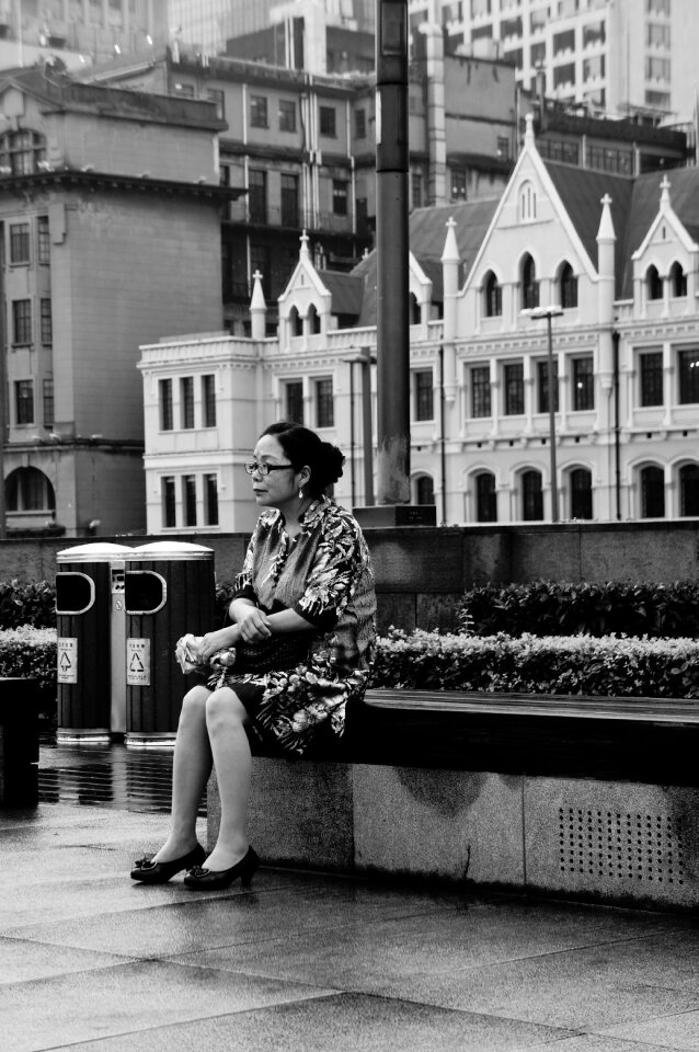 Live alone sad city