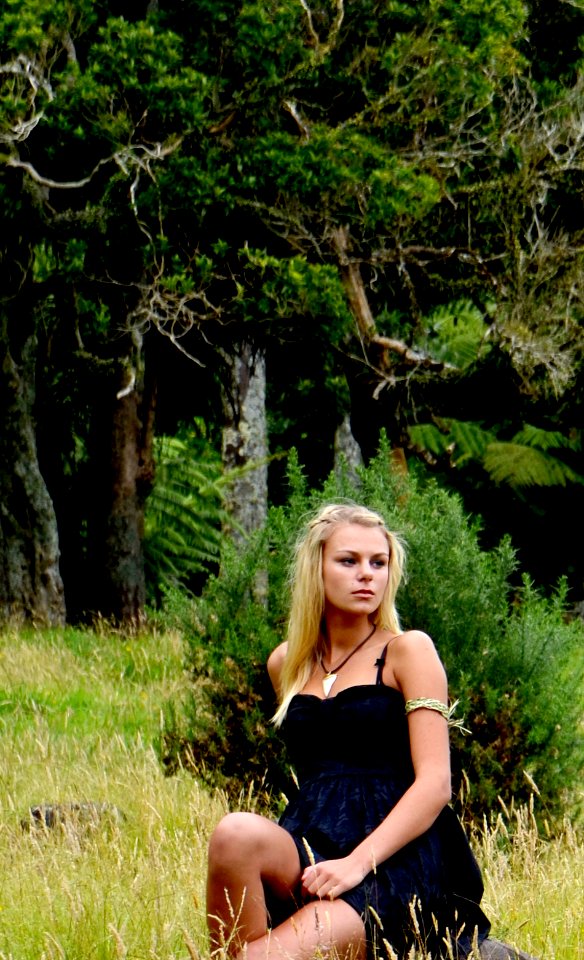 blond model outdoor shoot