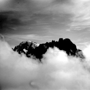 Le Mont Blanc et les Aiguilles de Chamonix